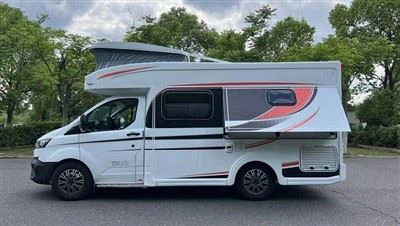 Стар Милкваи Мини Поп-Топ мотоциклизам